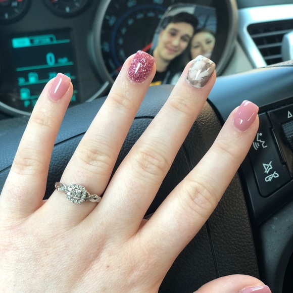 Meet your Posher, Madeline - Picture 3 of 4